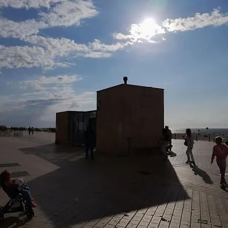 Kursaal Met Frontaal Zeezicht Апартаменты Остенде